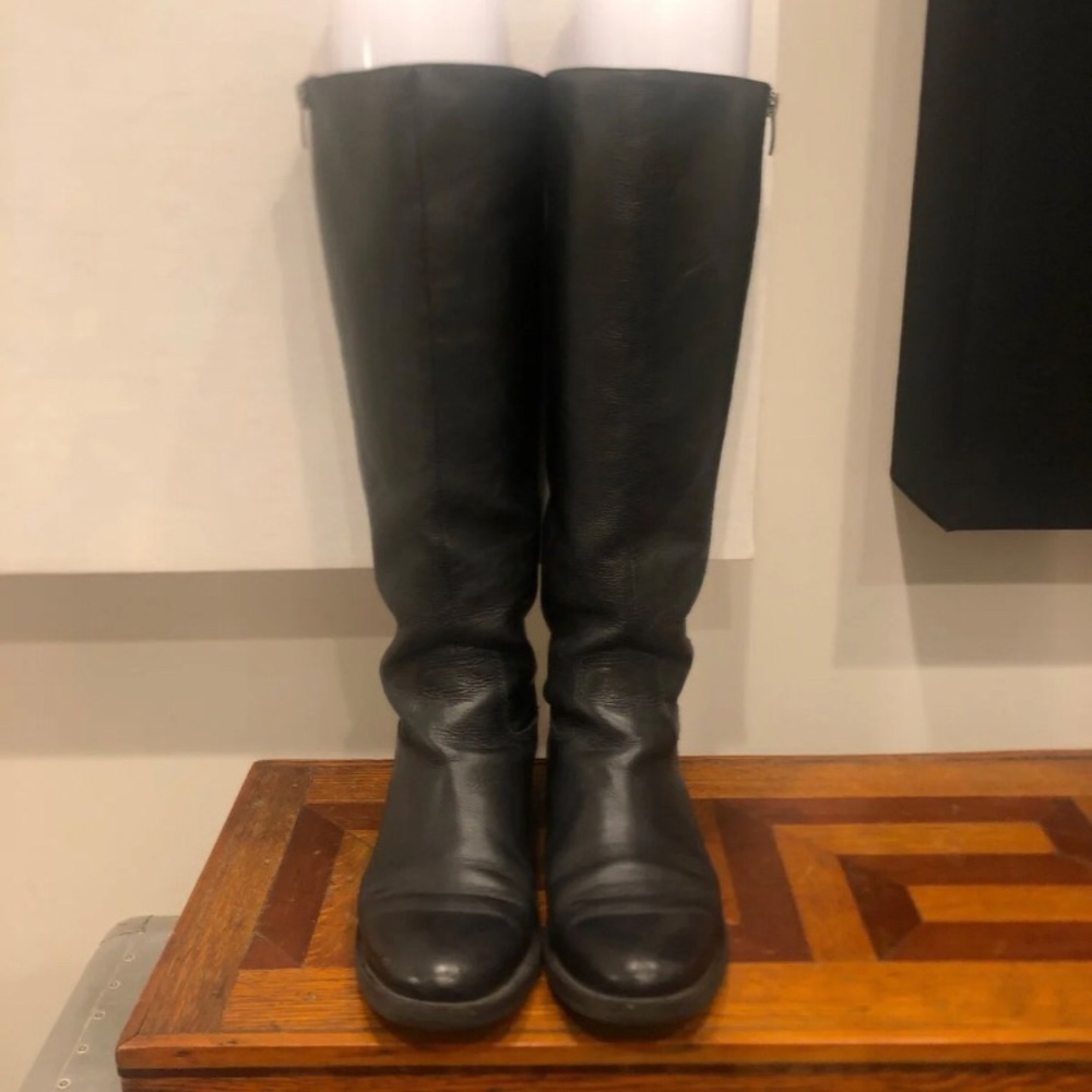 Enzo Angiolini riding boots